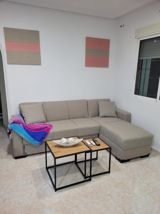 Apartamento Bajo Con Terraza Y Piscina 또레비에하 외부 사진