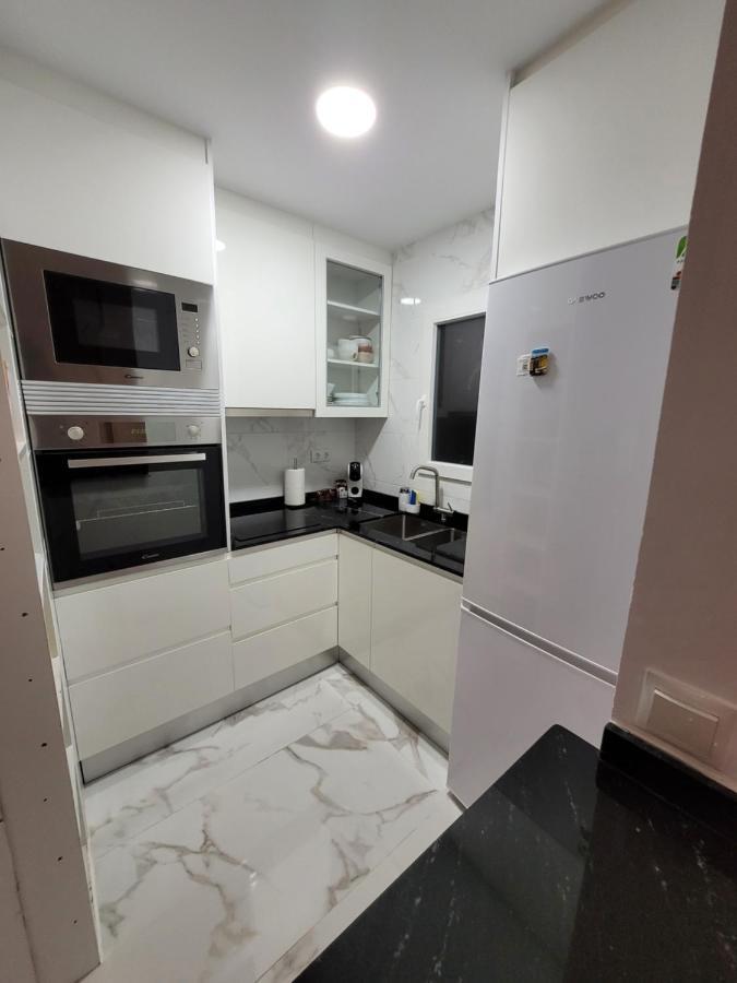 Apartamento Bajo Con Terraza Y Piscina 또레비에하 외부 사진